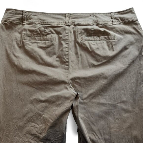 Venezia Womens Plus Size 28 Khaki Chino Pants Double Button Waist Closure - Picture 6 of 8